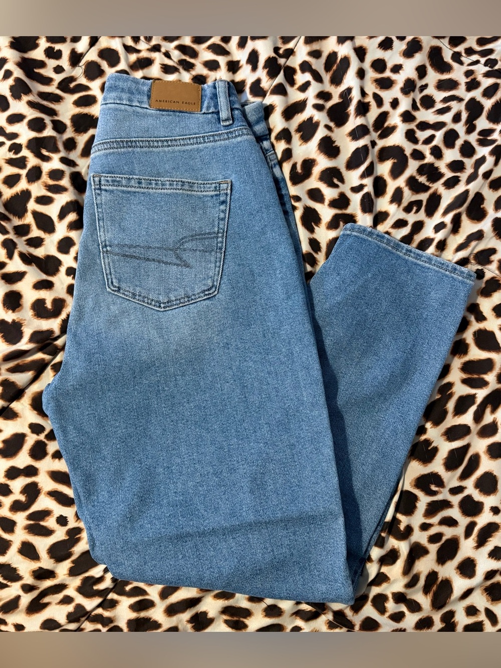 ✨American Eagle Curvy Mom Jeans✨